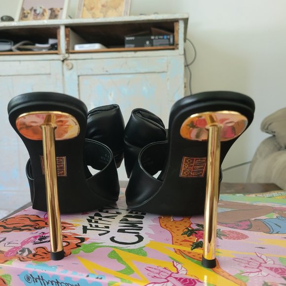 Jeffrey campbell bow heel - Picture 3 of 6